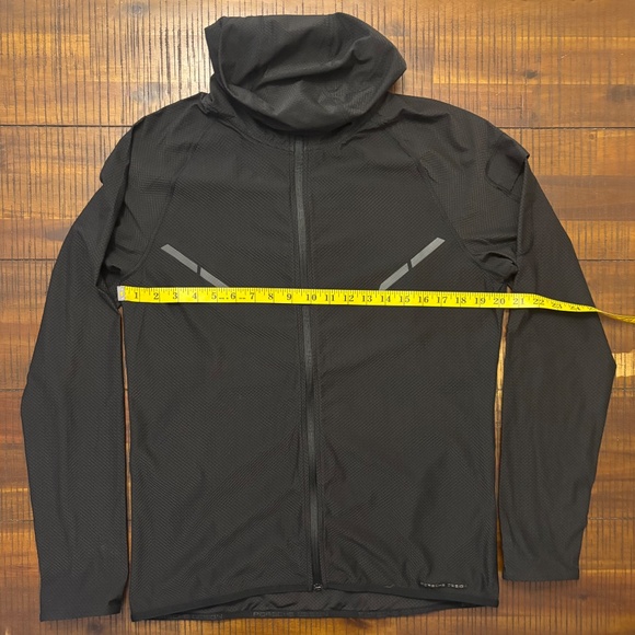 Light Running Jacket - Picture 4 of 8